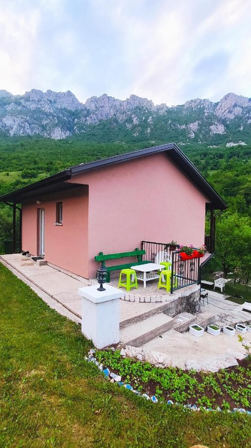 Гостевой дом Privatni Smjestaj "Mratinje" Плужине Экстерьер фото